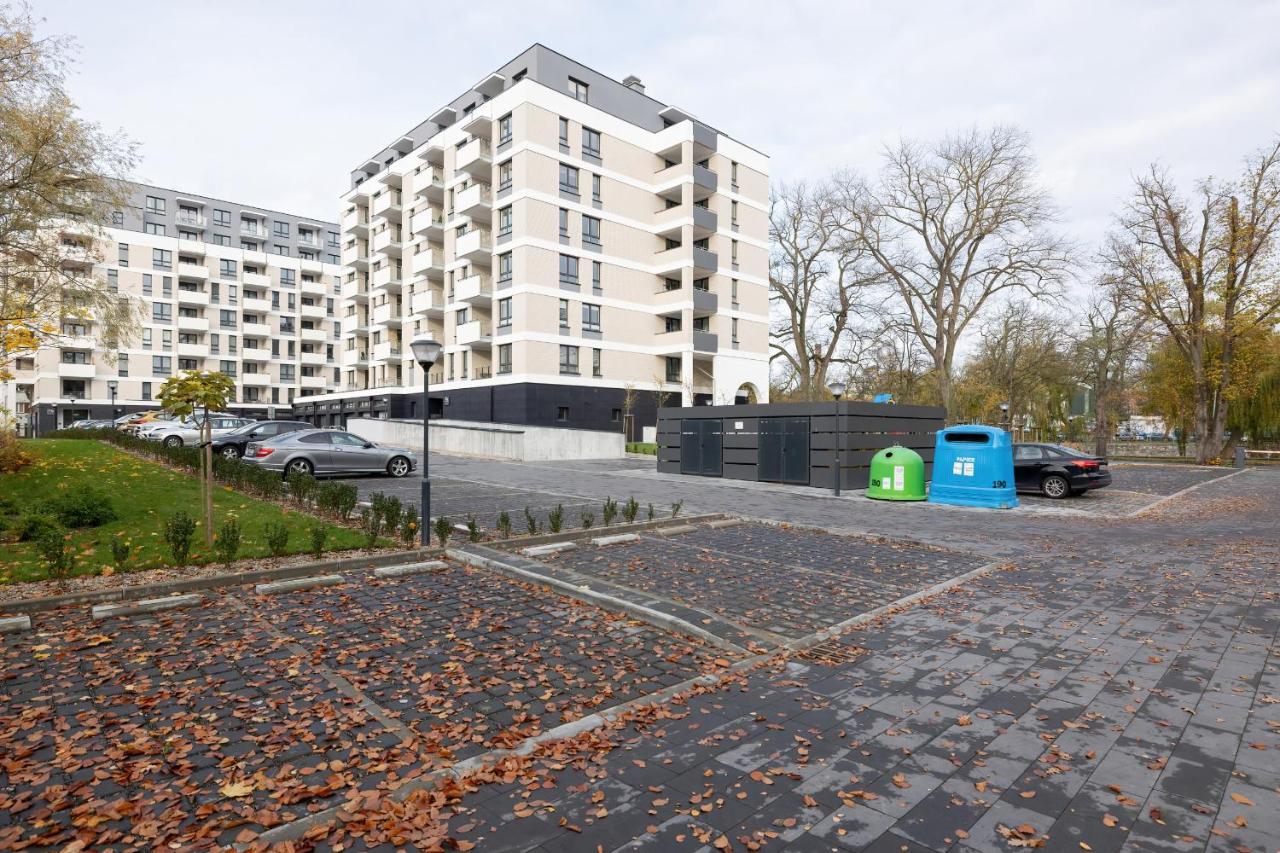 קולובז'ג Apartamenty Platany Z Parkingiem By Noclegi Renters מראה חיצוני תמונה