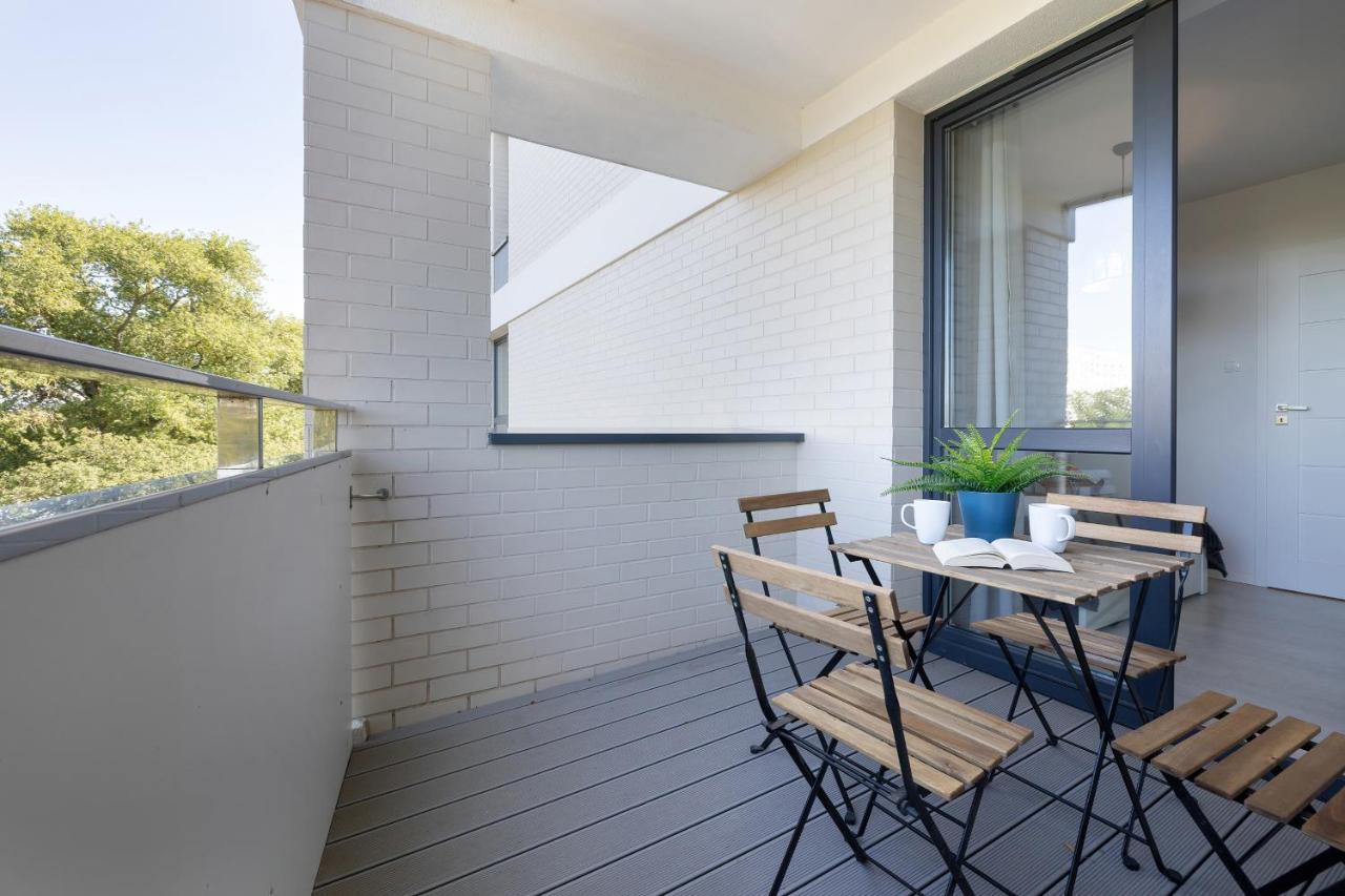 קולובז'ג Apartamenty Platany Z Parkingiem By Noclegi Renters מראה חיצוני תמונה