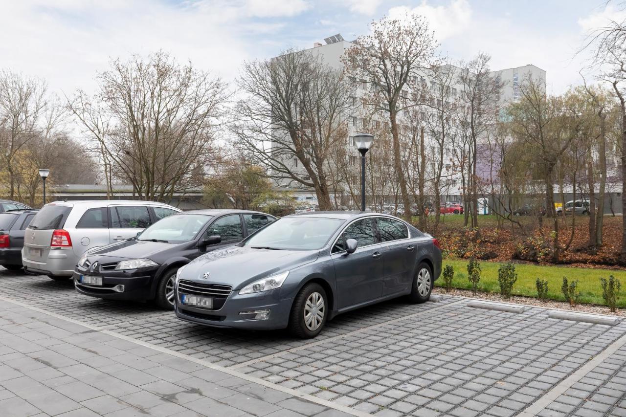 קולובז'ג Apartamenty Platany Z Parkingiem By Noclegi Renters מראה חיצוני תמונה